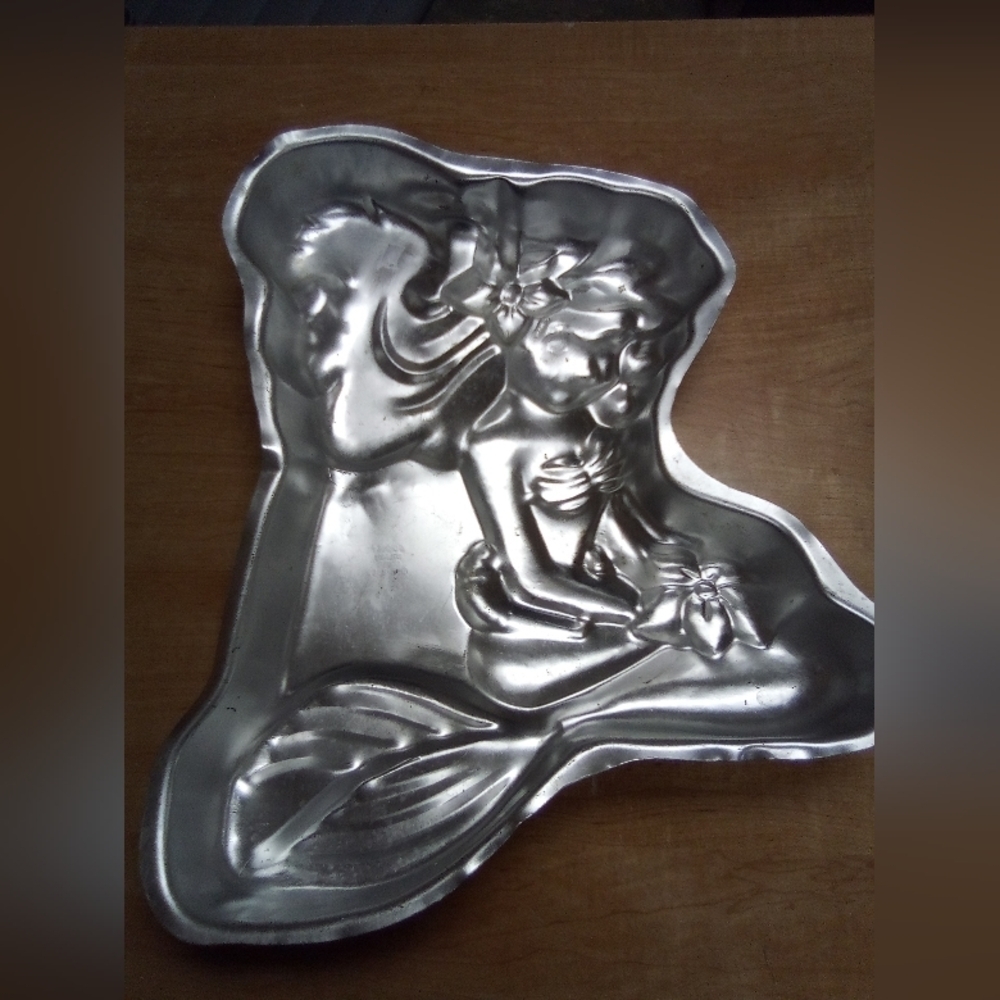 COPY - Vintage Disney Princess Ariel The Little Mermaid Wilton Cake Pan 2105-34… - Picture 2 of 2